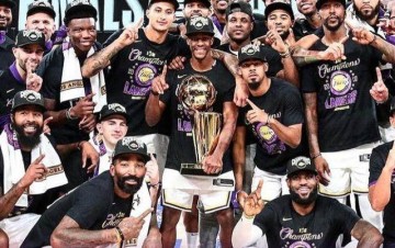 星空体育app下载-【观察】夺冠一周年纪念日 湖人却与冠军越来越远？