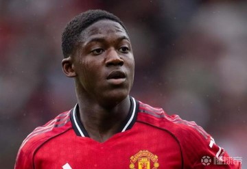 星空体育app下载-罗马诺：冬窗后曼联将推进梅努续约，新合同将涨薪并期限更长